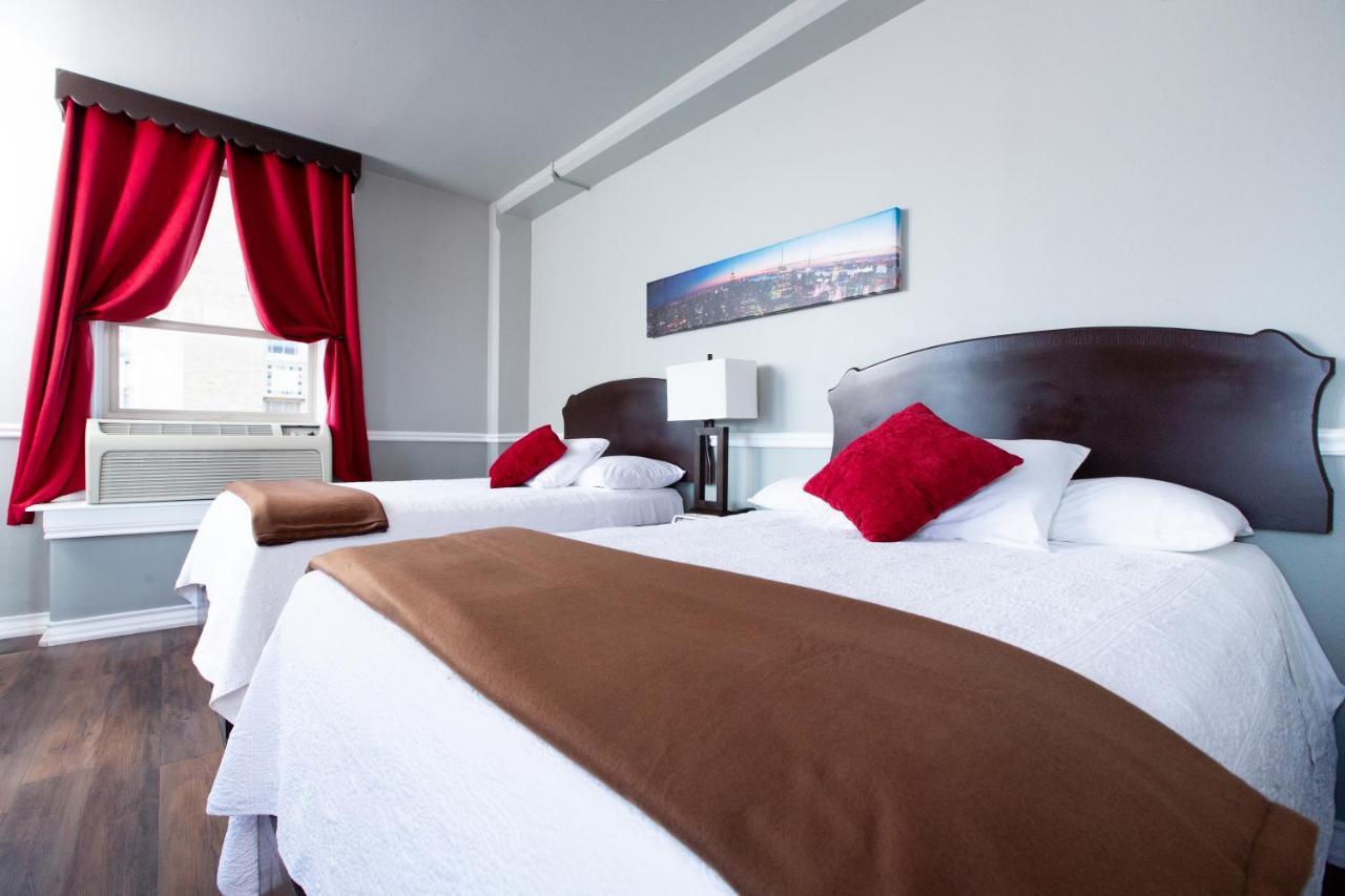 The Rialto Hotel Ларедо Екстериор снимка